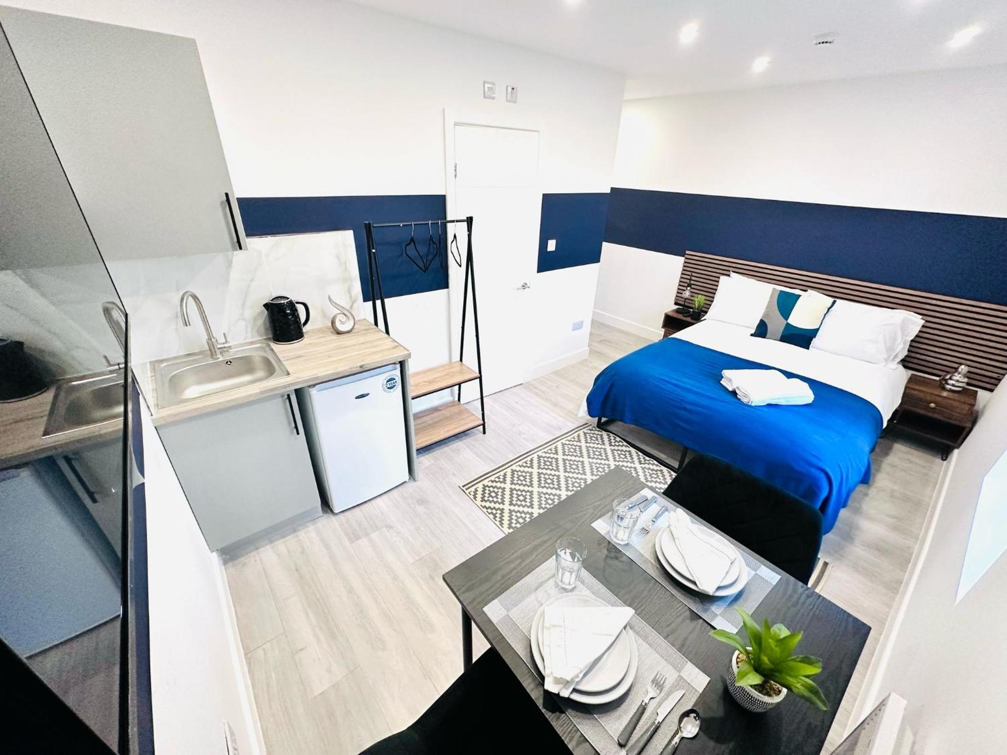 High Standard Central Studios Perfect For Tourists! Лондон Екстериор снимка