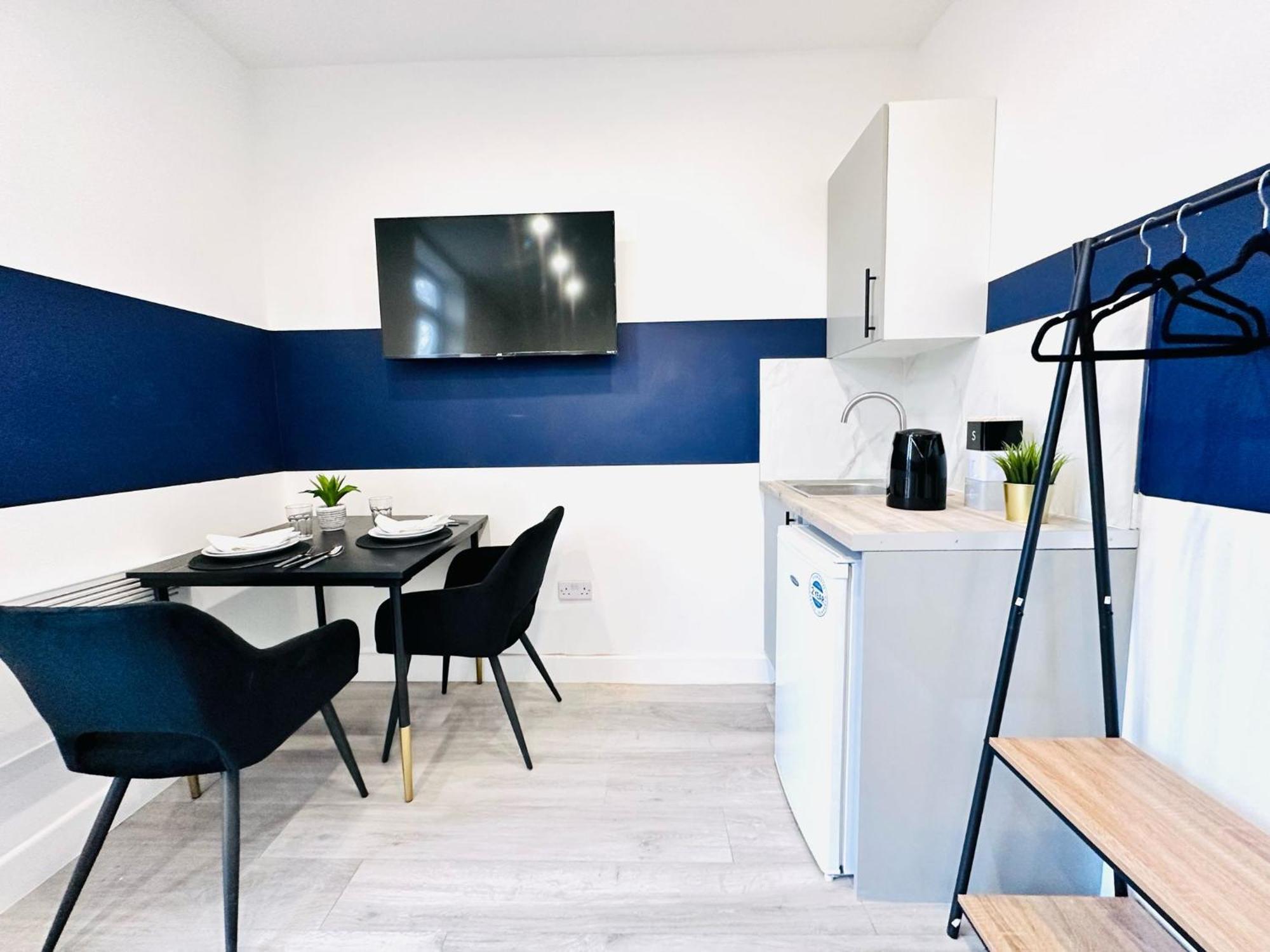 High Standard Central Studios Perfect For Tourists! Лондон Екстериор снимка