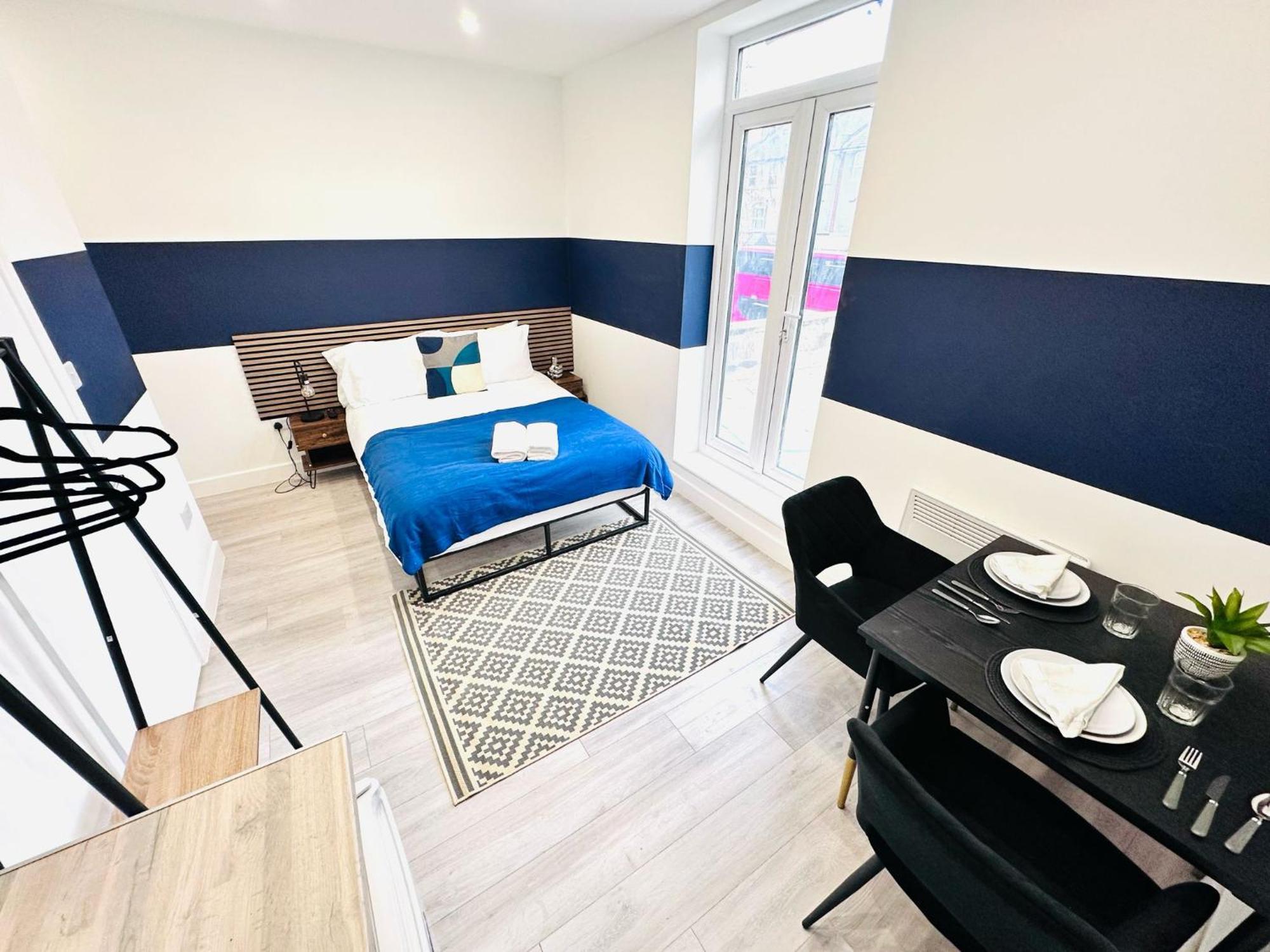 High Standard Central Studios Perfect For Tourists! Лондон Екстериор снимка