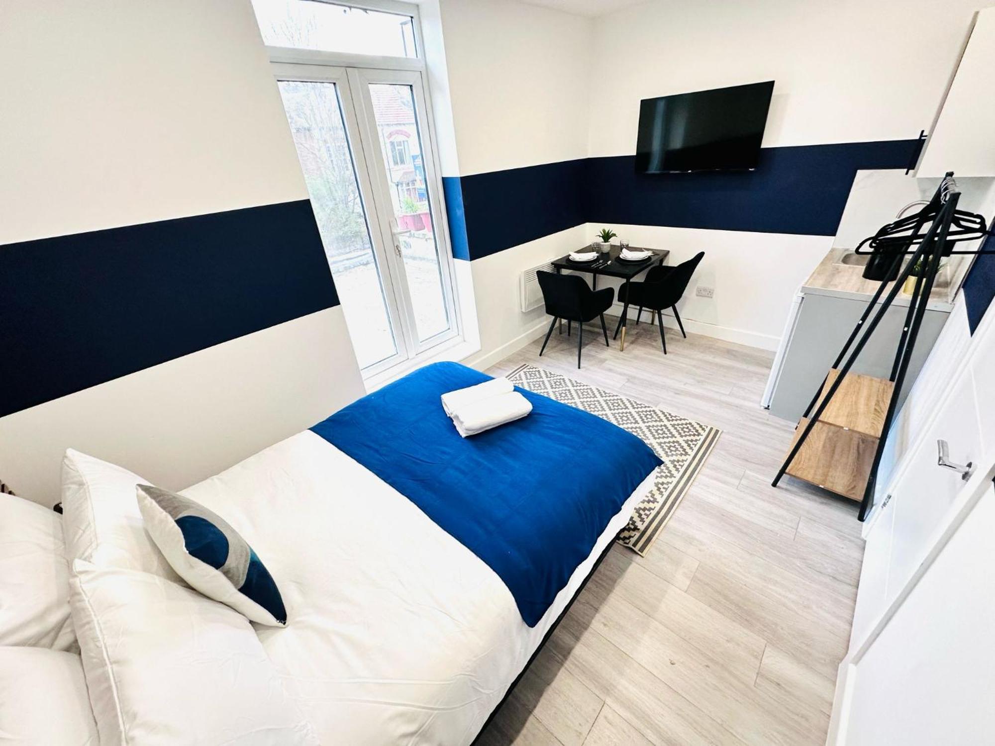 High Standard Central Studios Perfect For Tourists! Лондон Екстериор снимка
