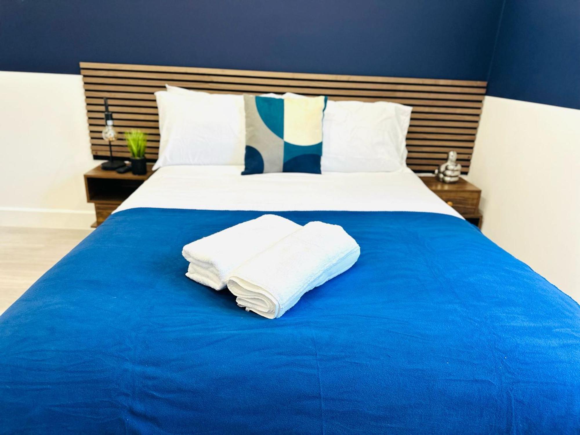 High Standard Central Studios Perfect For Tourists! Лондон Екстериор снимка