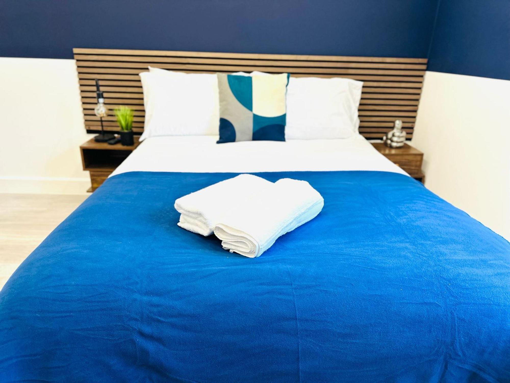 High Standard Central Studios Perfect For Tourists! Лондон Екстериор снимка
