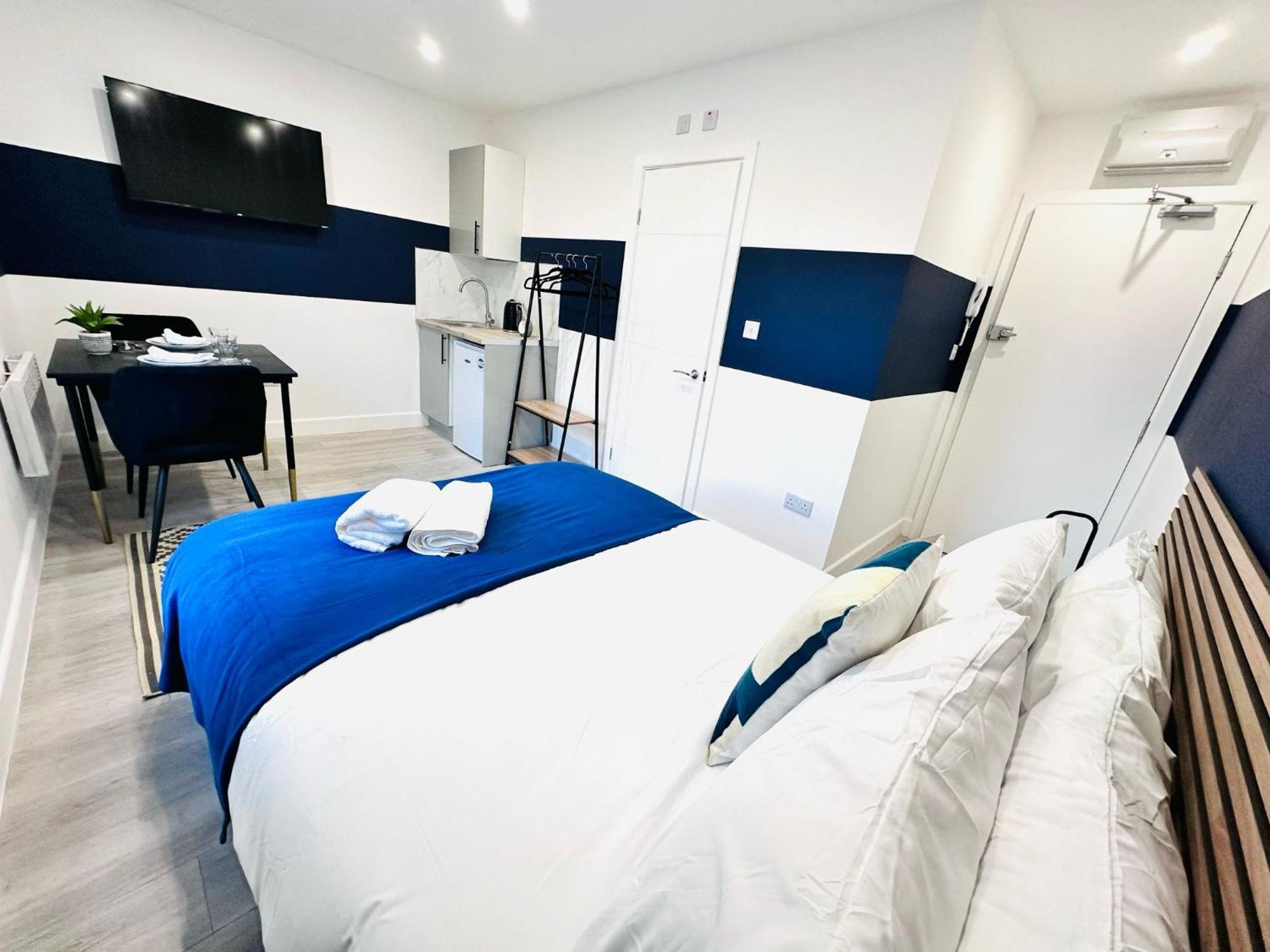 High Standard Central Studios Perfect For Tourists! Лондон Екстериор снимка
