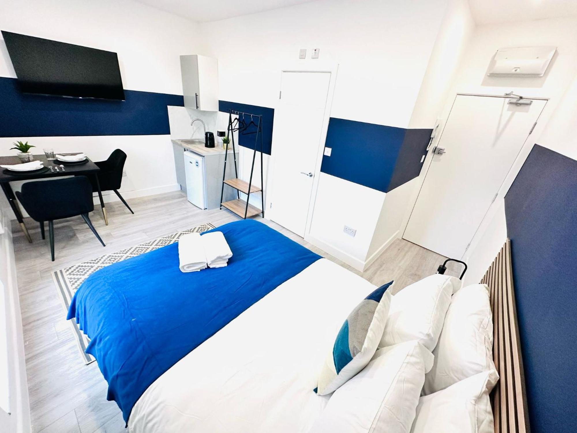 High Standard Central Studios Perfect For Tourists! Лондон Екстериор снимка