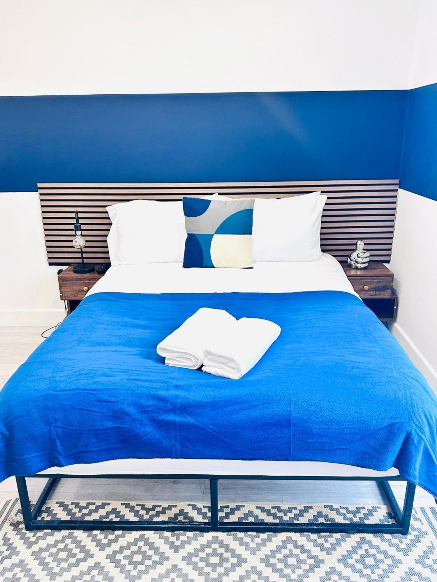 High Standard Central Studios Perfect For Tourists! Лондон Екстериор снимка